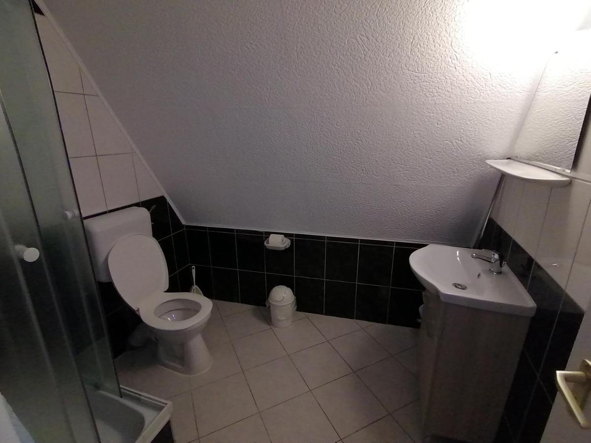 Magdalena Apartmanhaz Хевиз Экстерьер фото