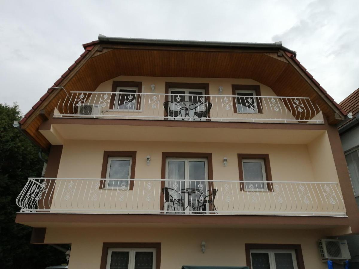 Magdalena Apartmanhaz Хевиз Экстерьер фото