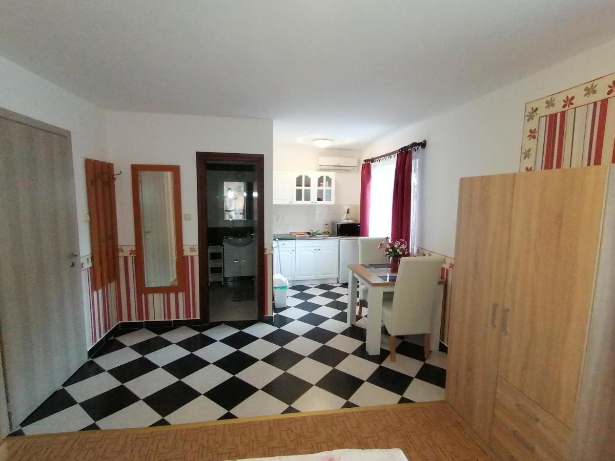 Magdalena Apartmanhaz Хевиз Экстерьер фото