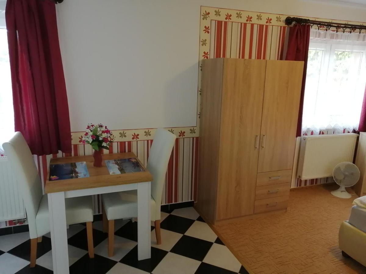Magdalena Apartmanhaz Хевиз Экстерьер фото