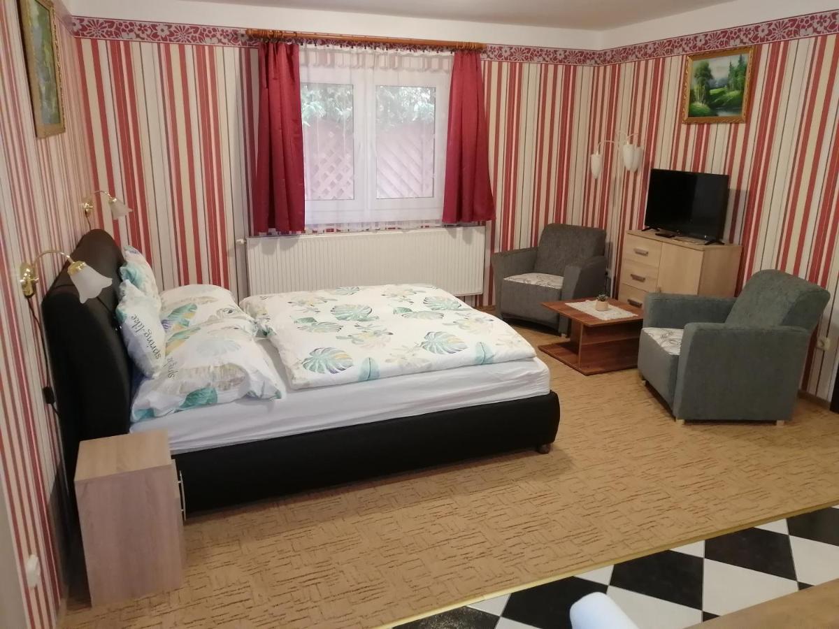 Magdalena Apartmanhaz Хевиз Экстерьер фото