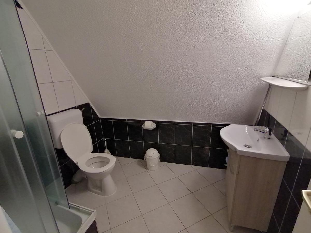 Magdalena Apartmanhaz Хевиз Экстерьер фото